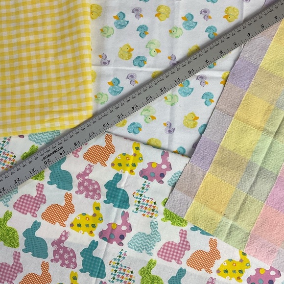 Small craft sewing fabric pack bunny rubber duck gingham & checkered prints - Picture 2 of 6